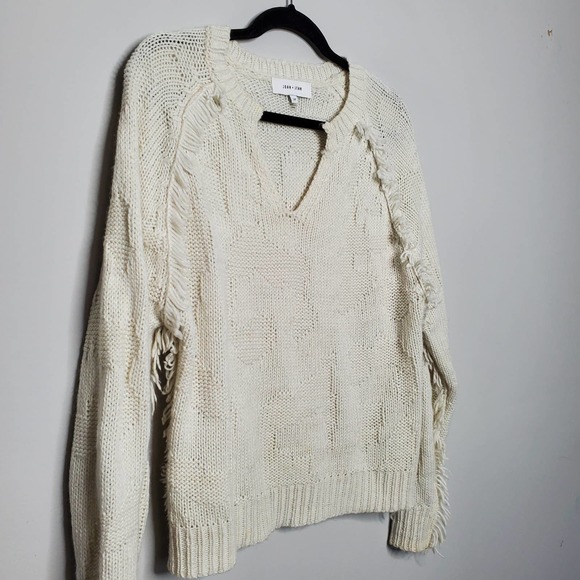 JOHN + JENN • White Petra Cable-Knit Fringe Sweater Sz Small - Picture 3 of 7